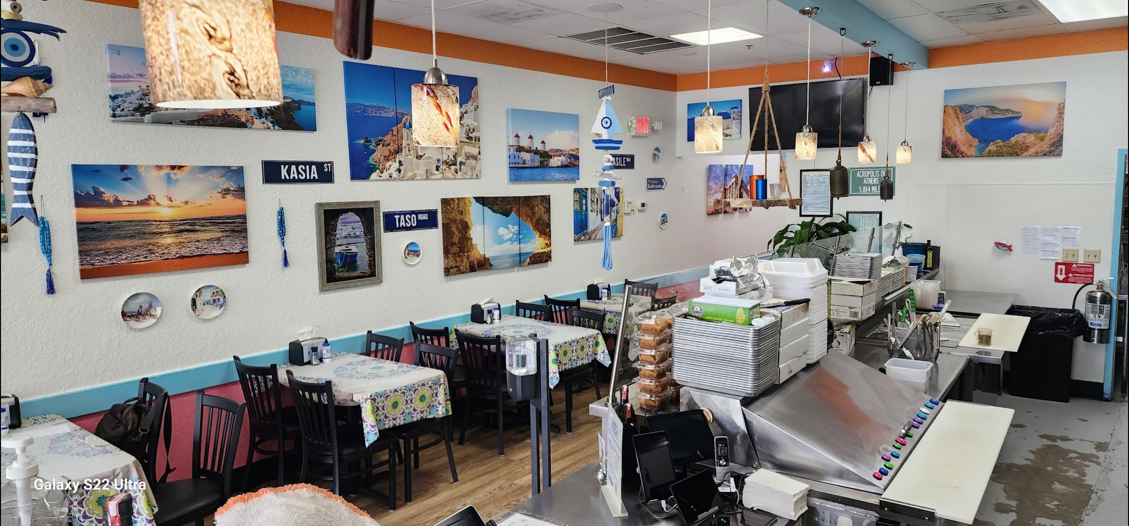 People cheering whine glasses at a table